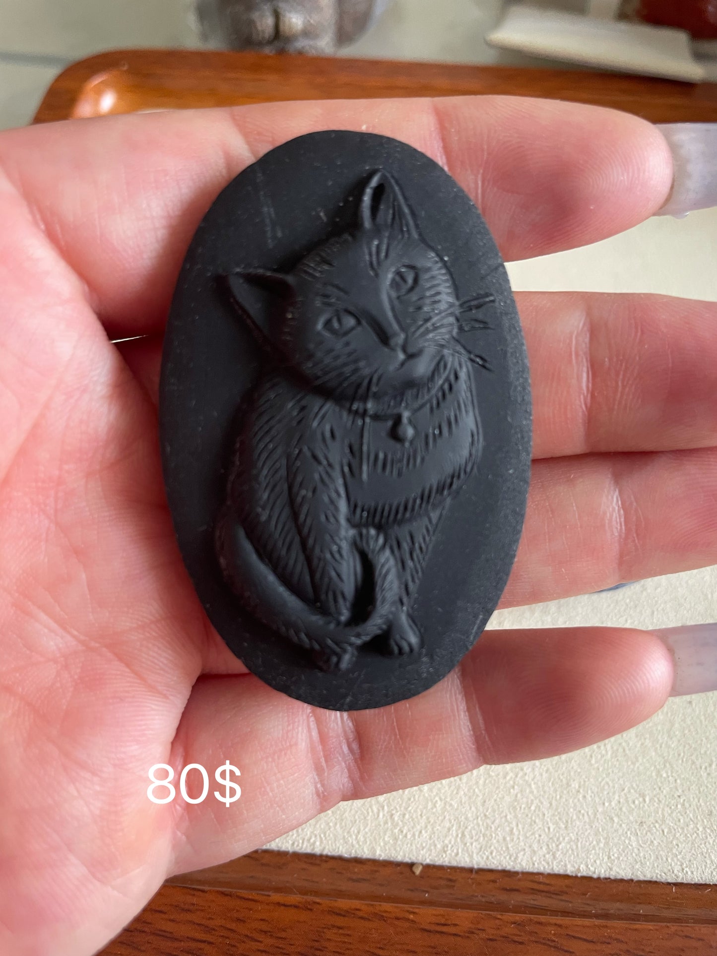 Black obsidian cat