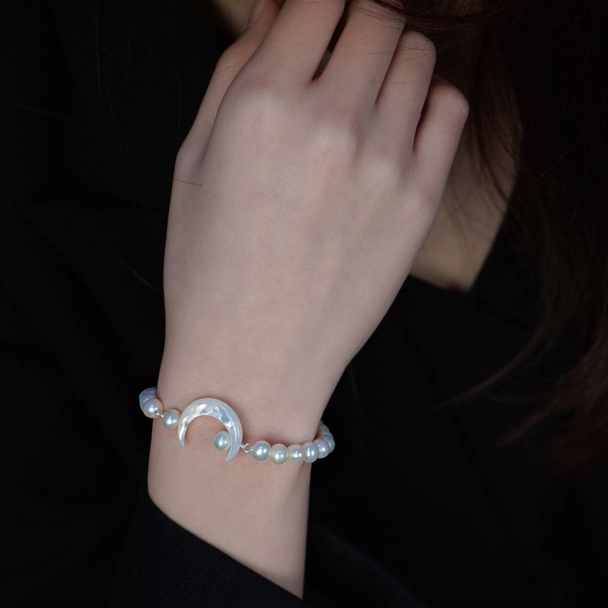 Natural shell Moon Natural pearl bracelet