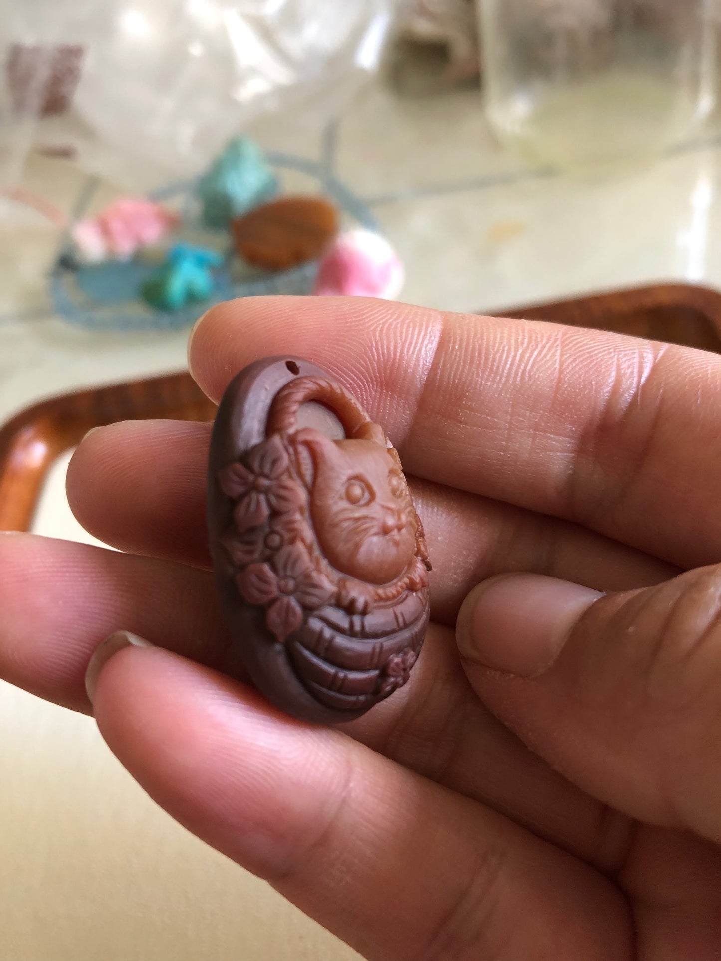 Natural Yanyuan Agate hand-carved cat pendent